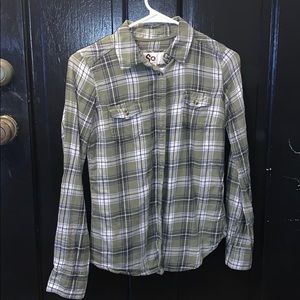 Long sleeve green plaid flannel